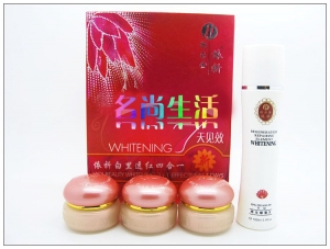 新 台湾依祈 精装金二代 白里透红四合一