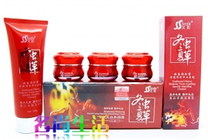 笑影*冬虫夏草专业美白养颜霜三合一90win极速体育_jrs看球网直播吧_JRS直播客户端+洁面乳