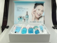 冰菊玻尿酸锁水六件90win极速体育_jrs看球网直播吧_JRS直播客户端6件套正品化妆品美白补水女抗皱紧致护肤